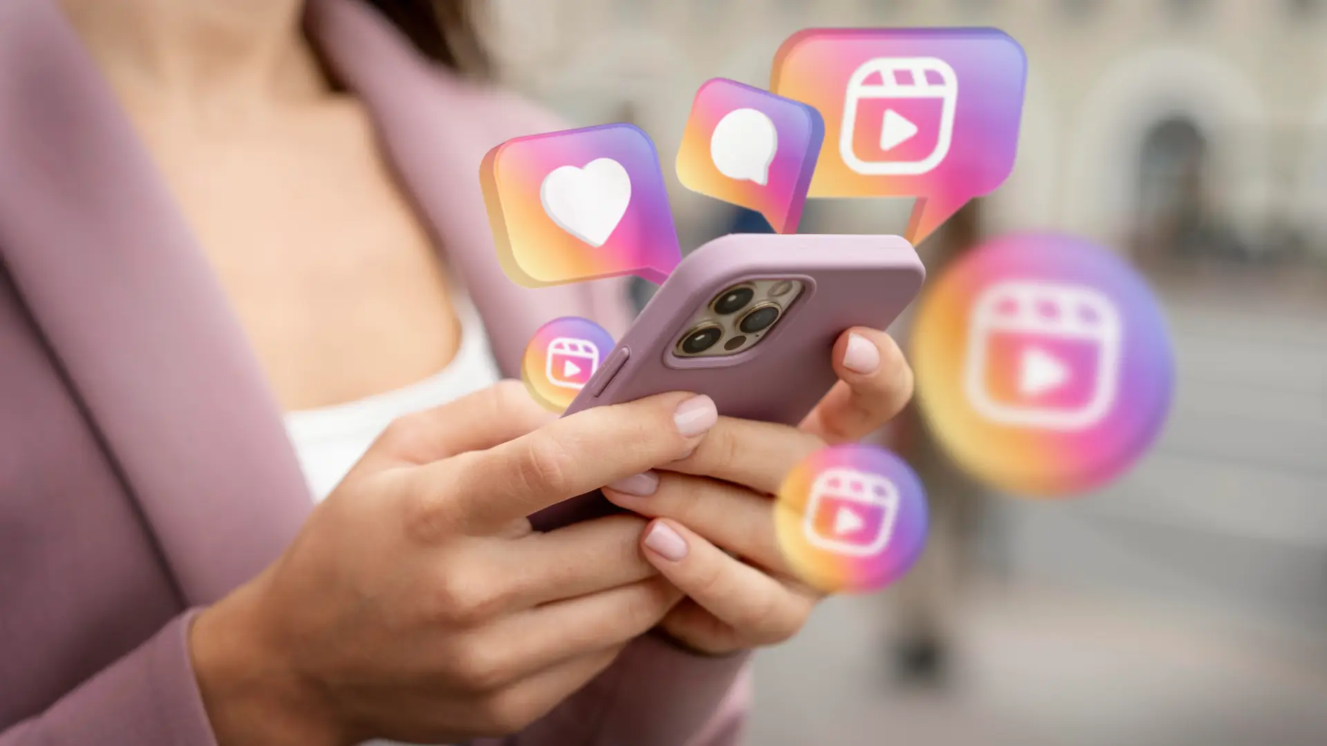 Read more about the article Latest Trends Shaping The Future Of Instagram Marketing