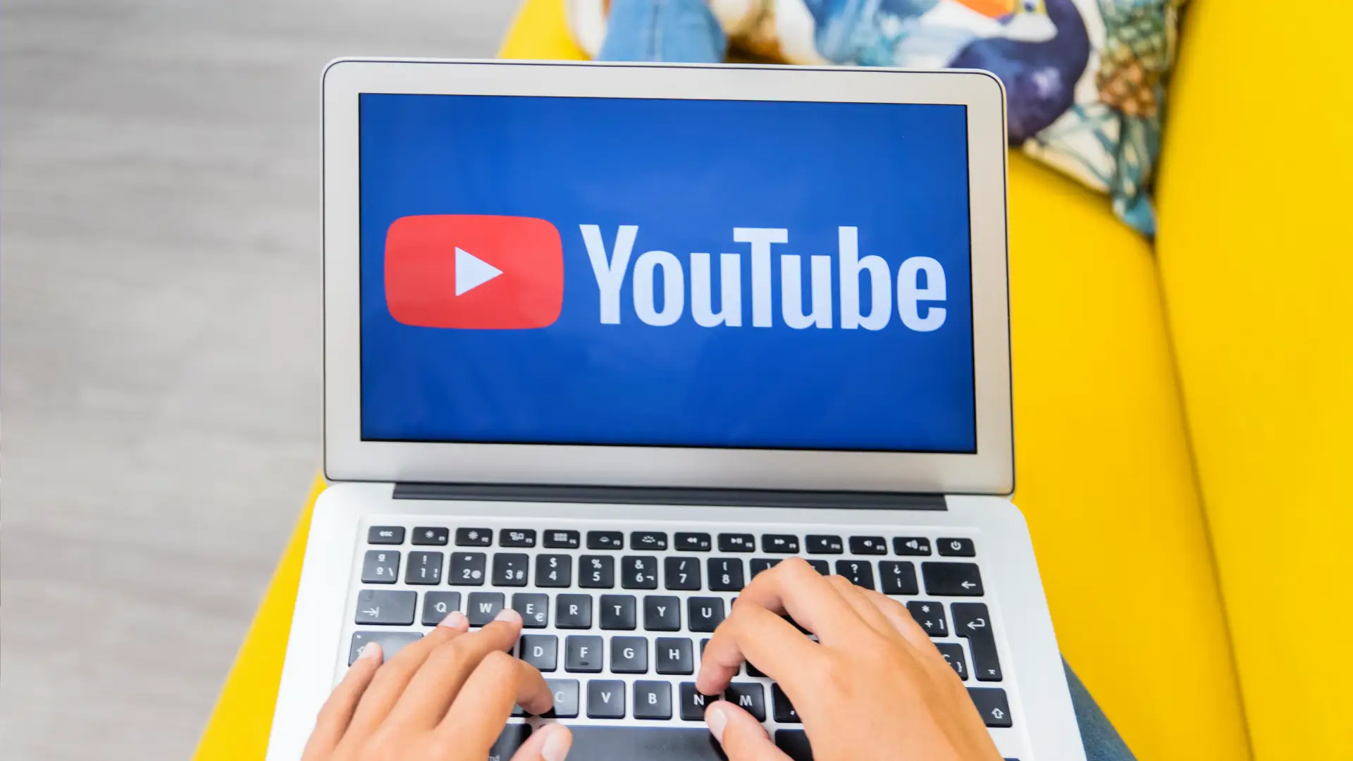 Read more about the article Unlocking YouTube Success: 14 Proven Strategies for Channel Growth in 2024